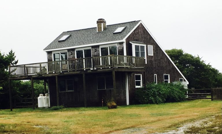 See This Spectacular House In Martha’s Vineyard COCOCOZY