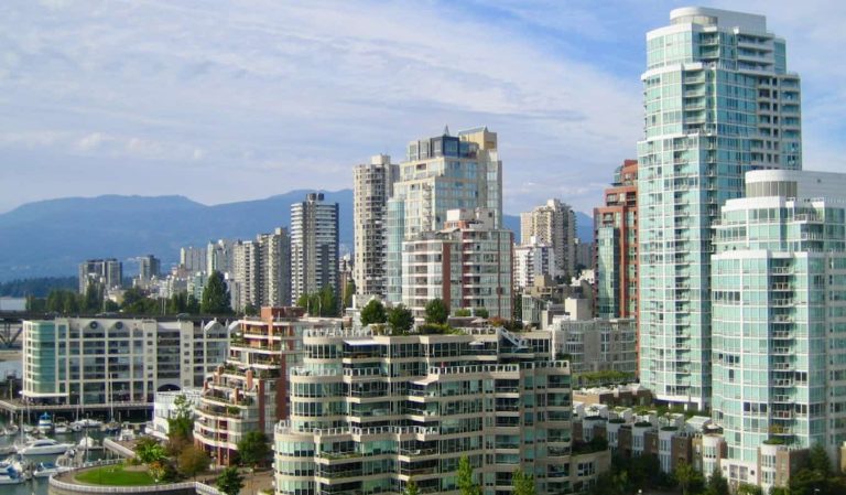 The 5 Best Hotels in Vancouver (Updated 2024)